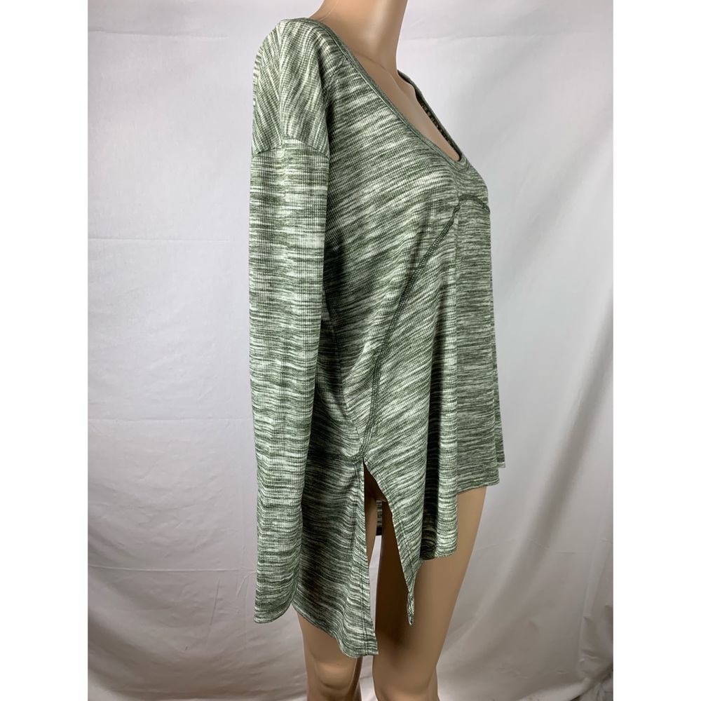 Long Sleeve Green & Gray Oversized Tunic - Picture 2 of 7